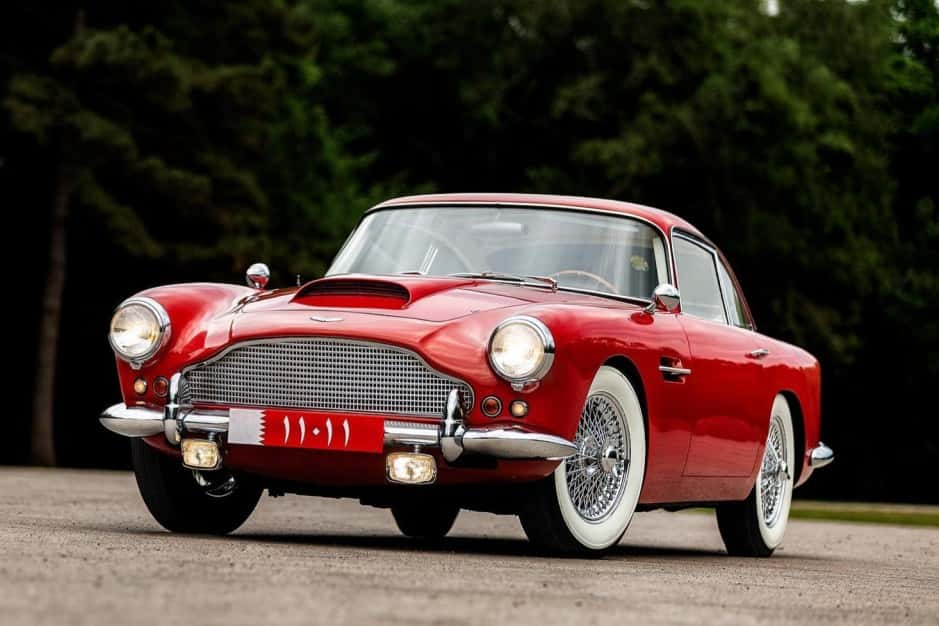 1961 Aston Martin DB4 sold for $510,000