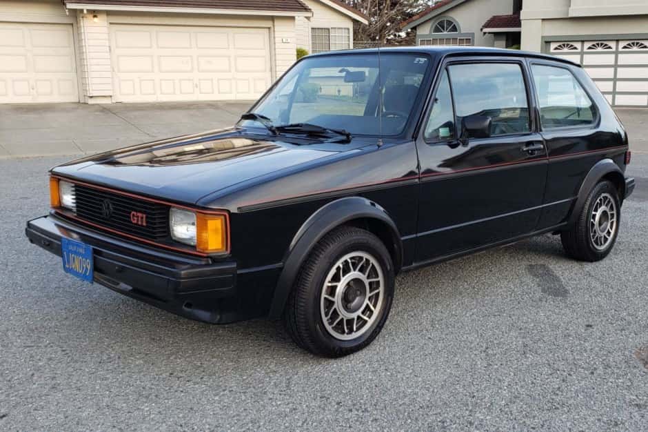 1984 Volkswagen GTI Mk1 sold for $17,500