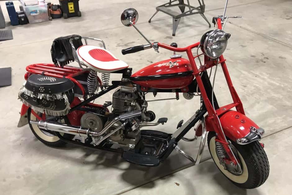 1953 Cushman Eagle sold for $5,325