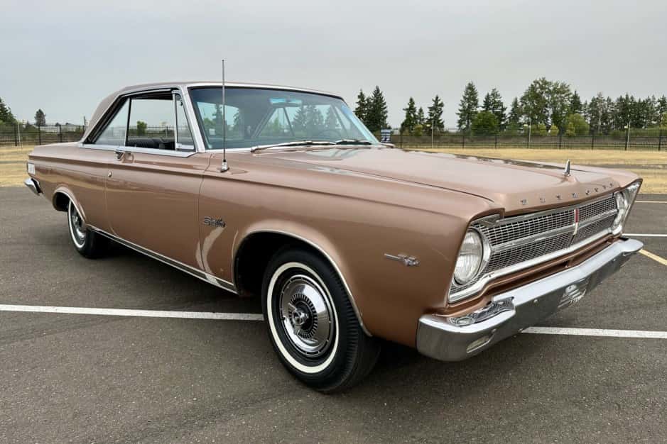 1965 Plymouth Satellite sold for $27,000