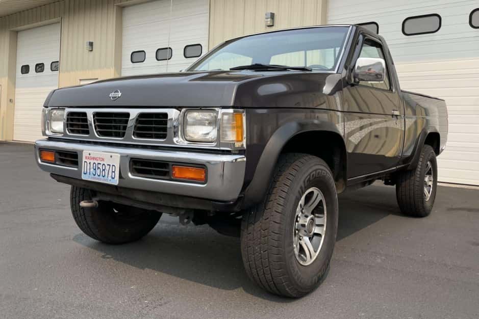 1997 Nissan Pickup sold for $8,300