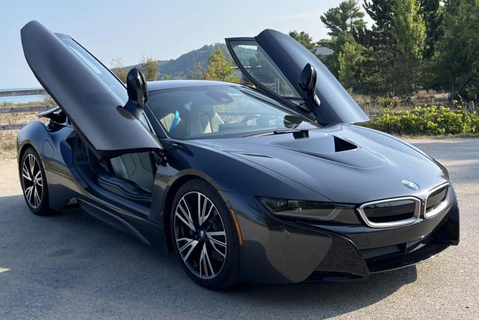 2014 BMW i8 sold for $60,000