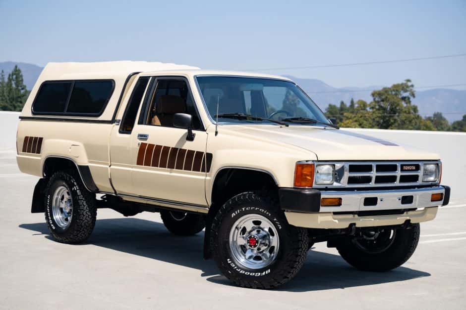 1985 Toyota Pickup (N50/N60/N70 1984-1988) sold for $27,250