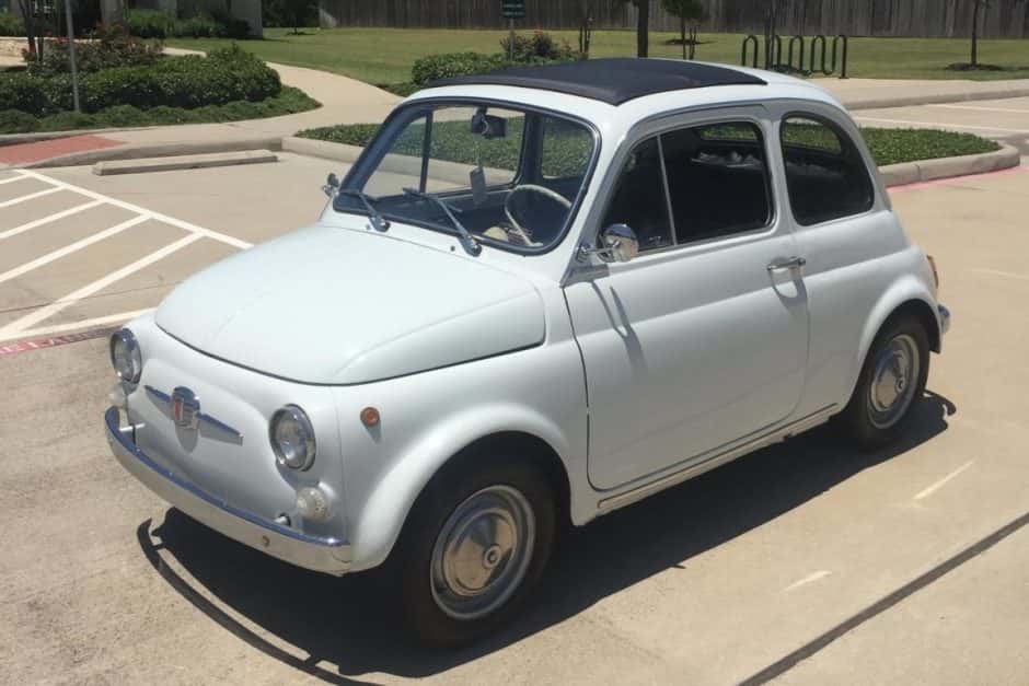 1966 Fiat Nuova 500 (1957-1975) sold for $10,000