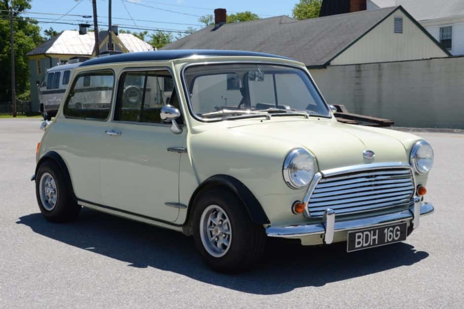 1969 Mini Mk I-III Cooper sold for $38,500