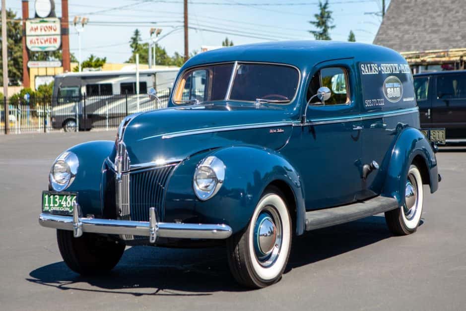 1941 Ford Standard, Deluxe, & Super Deluxe sold for $26,000