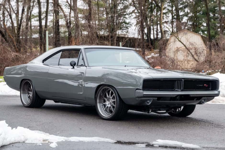 1969 Dodge Charger sold for $122,000