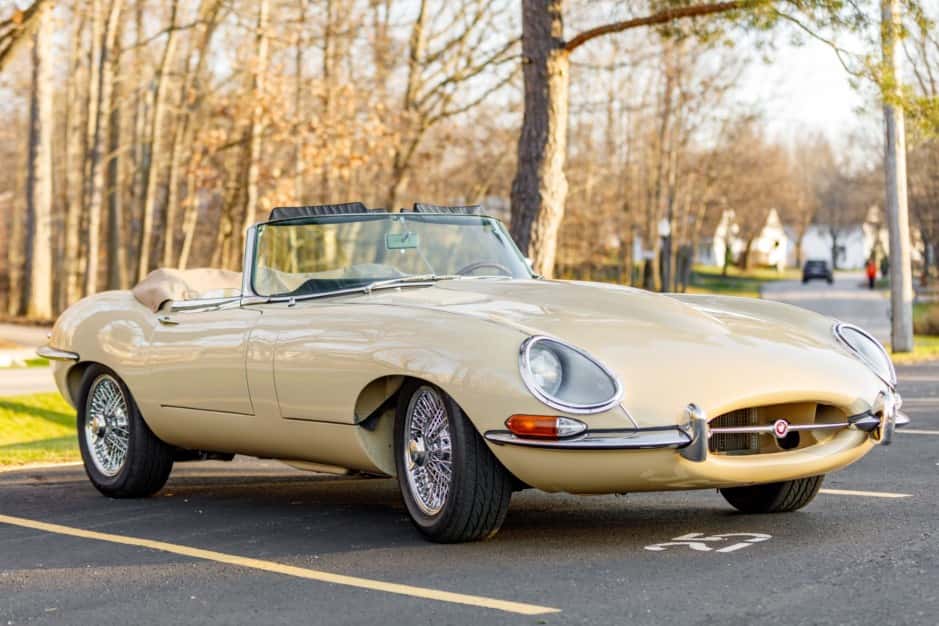 1968 Jaguar XKE Series I sold for $95,000