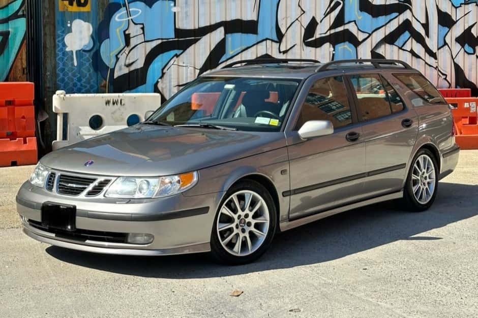 2002 Saab 9-5 sold for $8,100