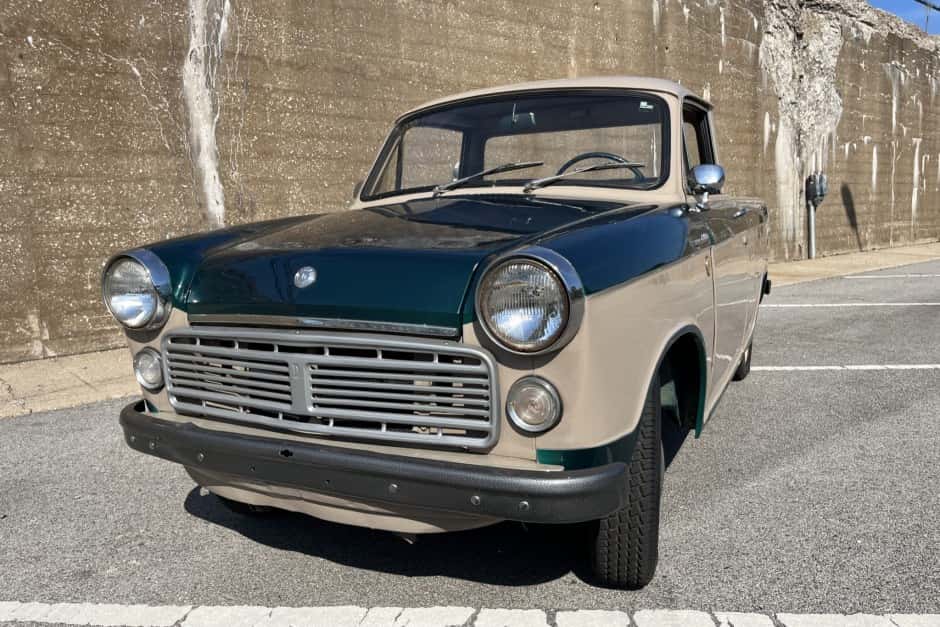 1963 Datsun Pickup sold for $10,750