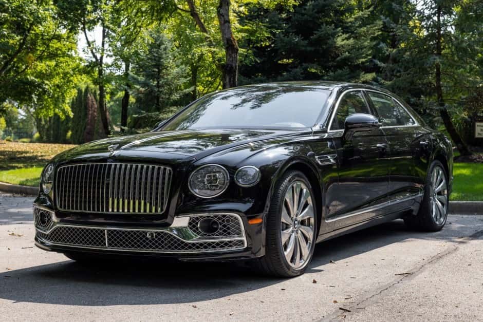 2021 Bentley Continental Flying Spur sold for $139,000