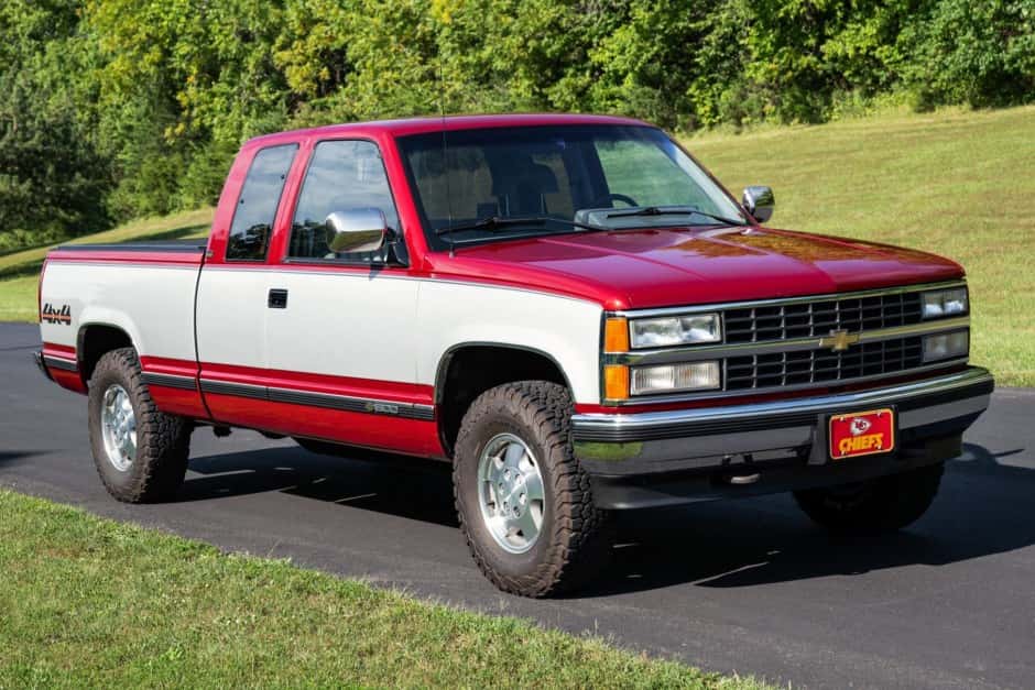 1992 Chevrolet C/K GMT400 (1988-2002) sold for $16,250