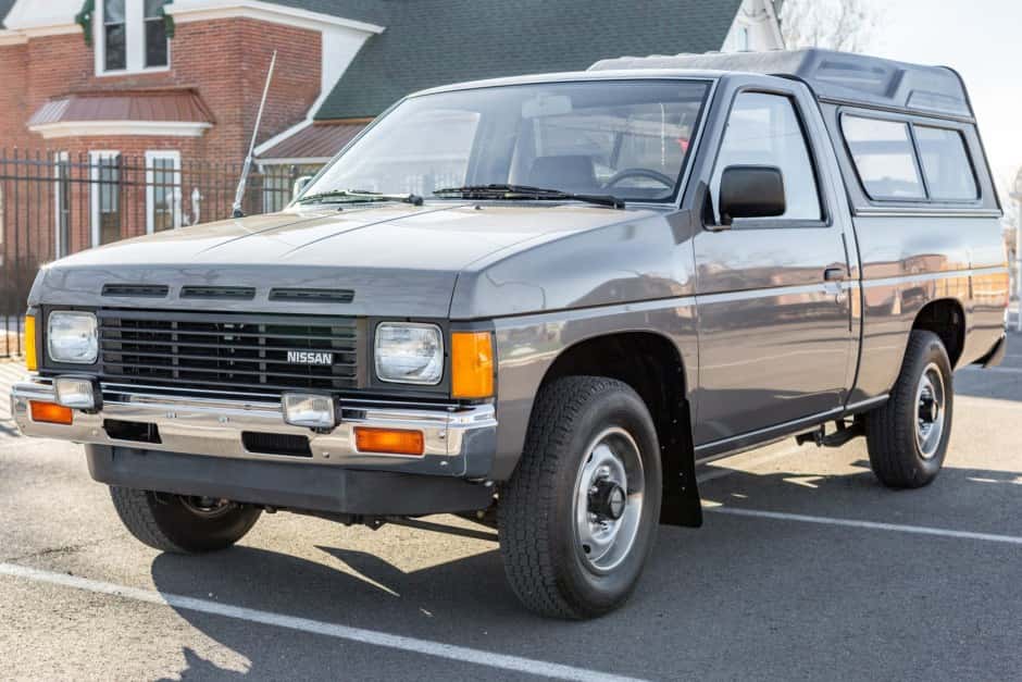 1987 Nissan Pickup sold for $17,000