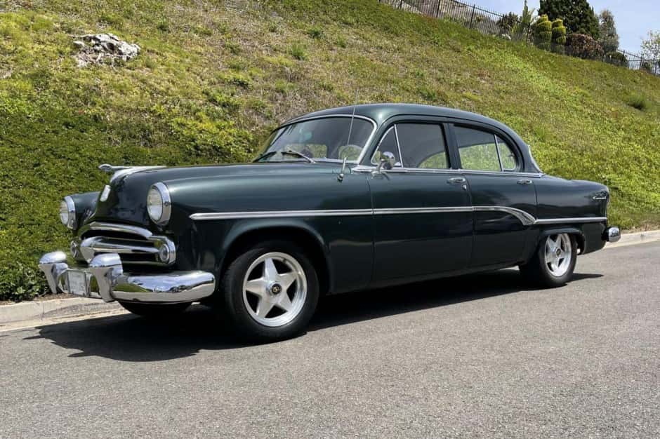 1954 Dodge Coronet sold for $4,400