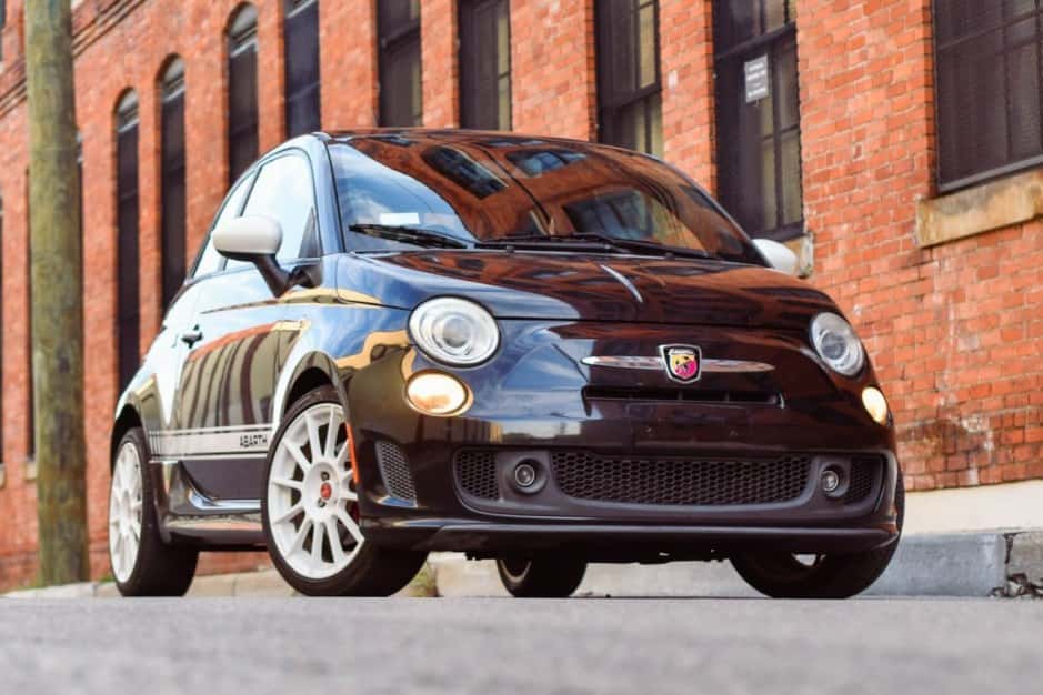 2012 Fiat 500 (2012-2019) sold for $9,555
