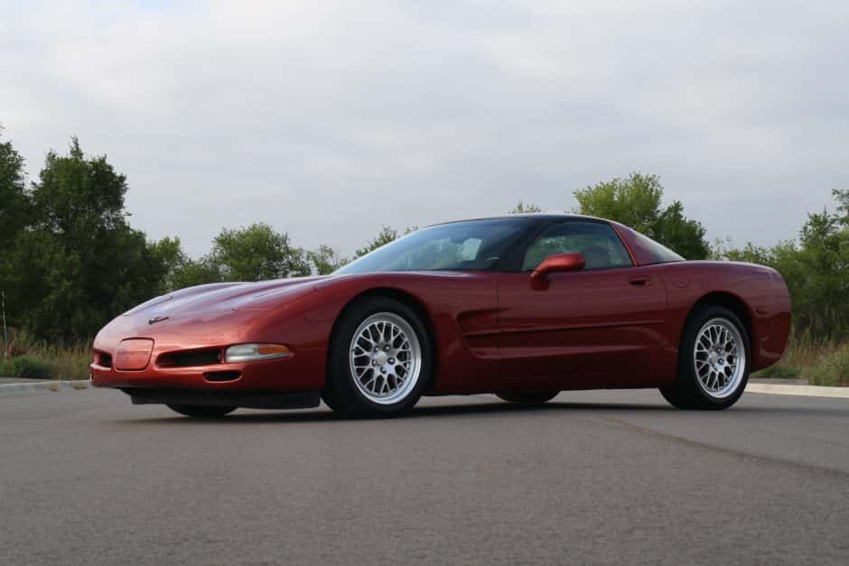 1997 Chevrolet Corvette C5 sold for $13,200