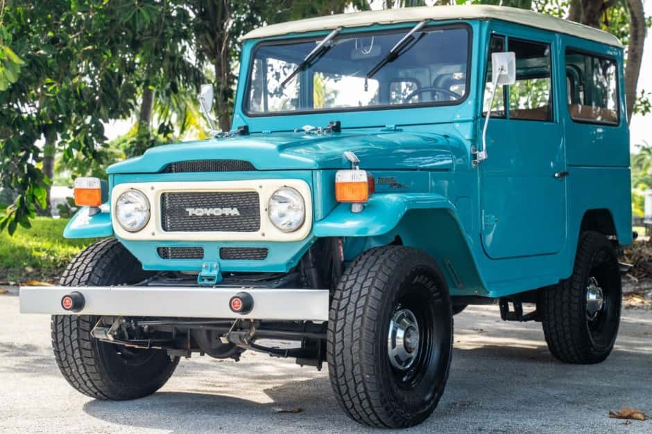 1968 Toyota Land Cruiser FJ40 sold for $20,000