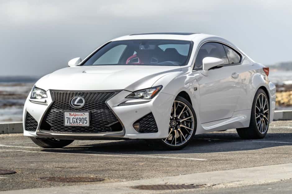 2015 Lexus RC sold for $32,975