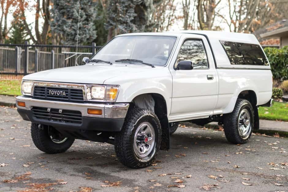 1991 Toyota Pickup (N80/90/100/110 1989-1997) sold for $16,000