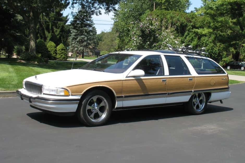 1996 Buick Roadmaster sold for $10,750