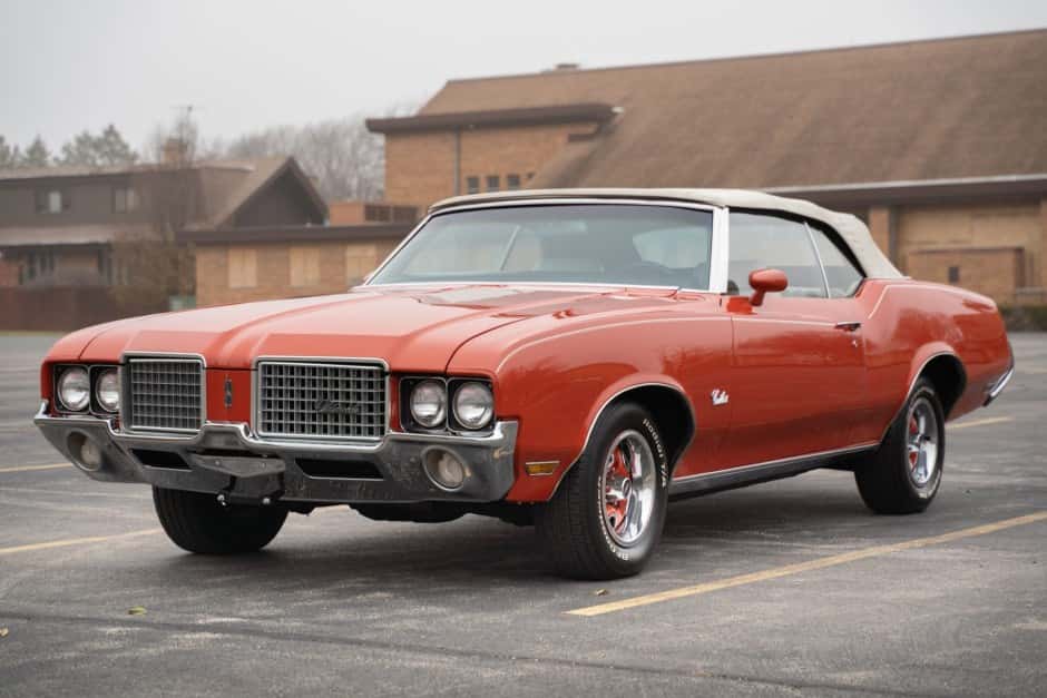 1972 Oldsmobile Cutlass sold for $25,000