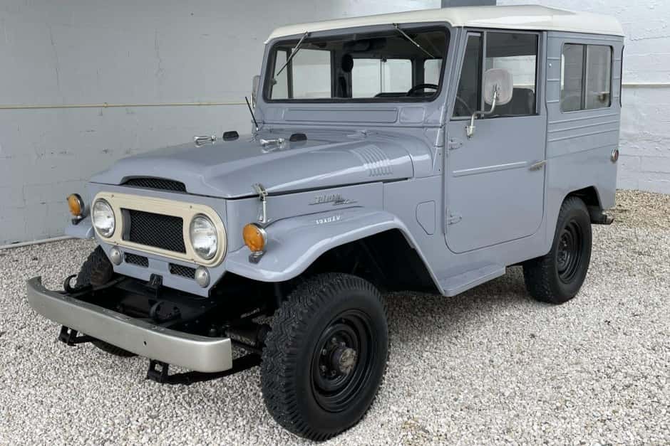 1961 Toyota Land Cruiser FJ40 sold for $18,000