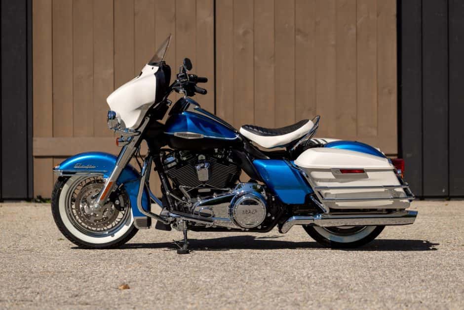 2021 Harley-Davidson Touring sold for $22,750