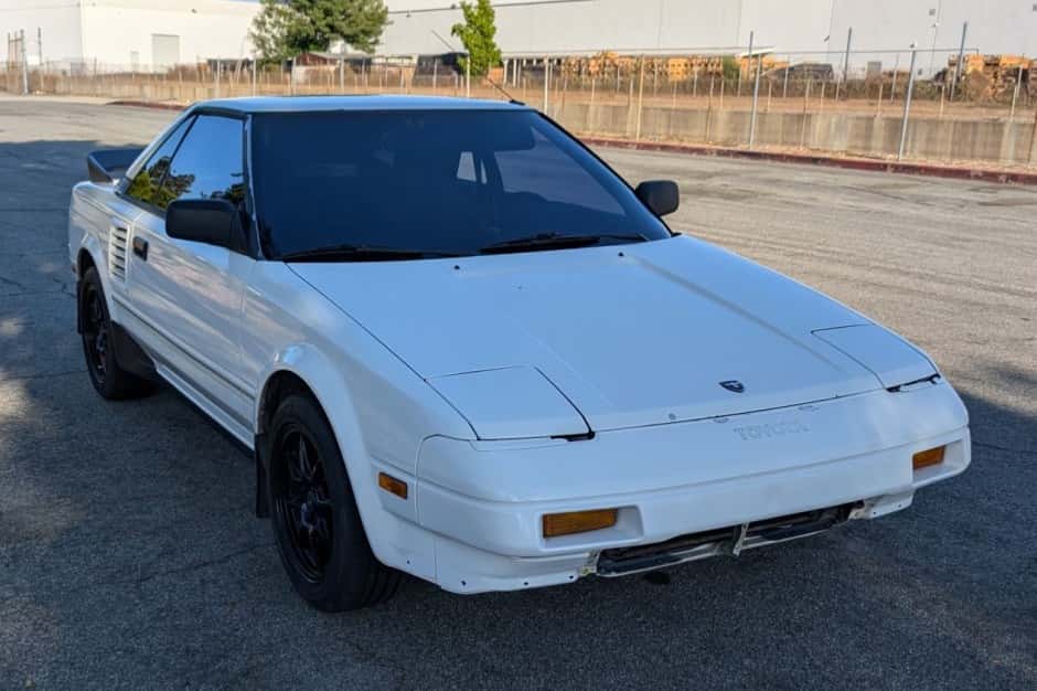1987 Toyota AW11 MR2 sold for $7,300