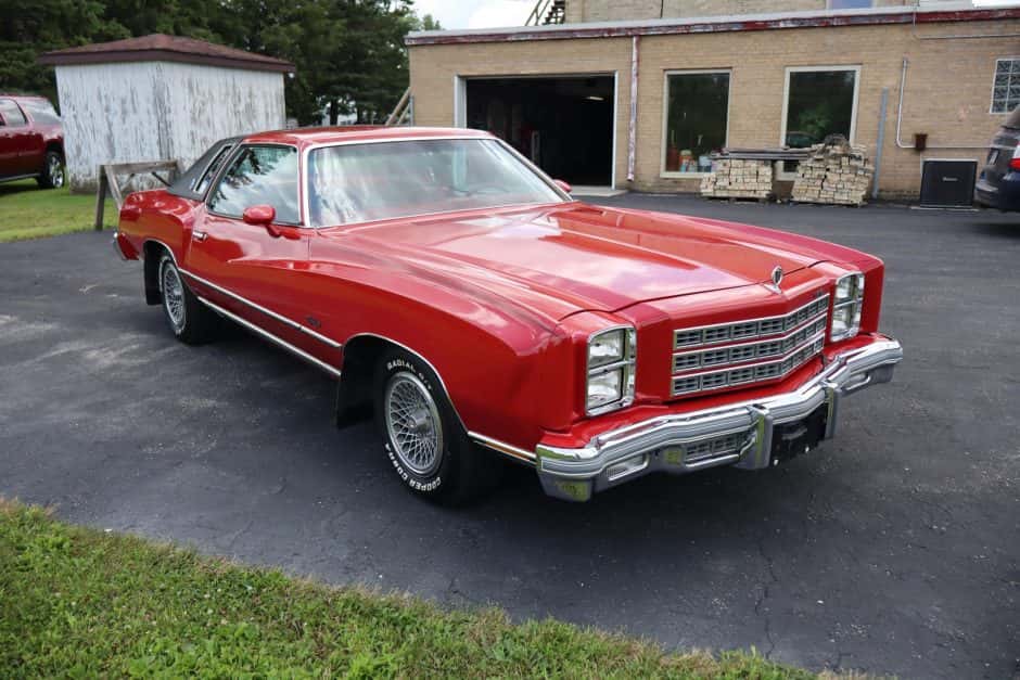 1977 Chevrolet Monte Carlo sold for $14,000