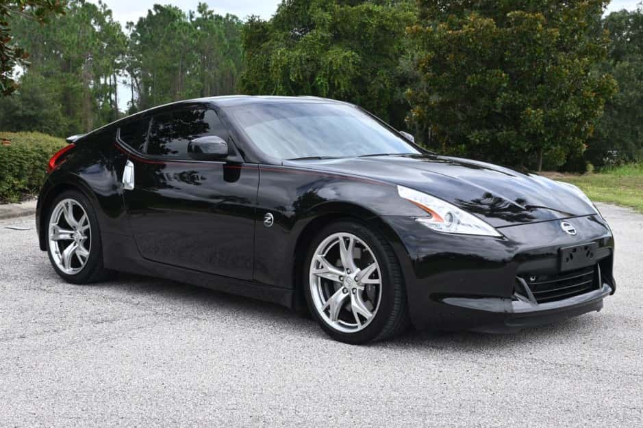 2009 Nissan 370Z sold for $19,500