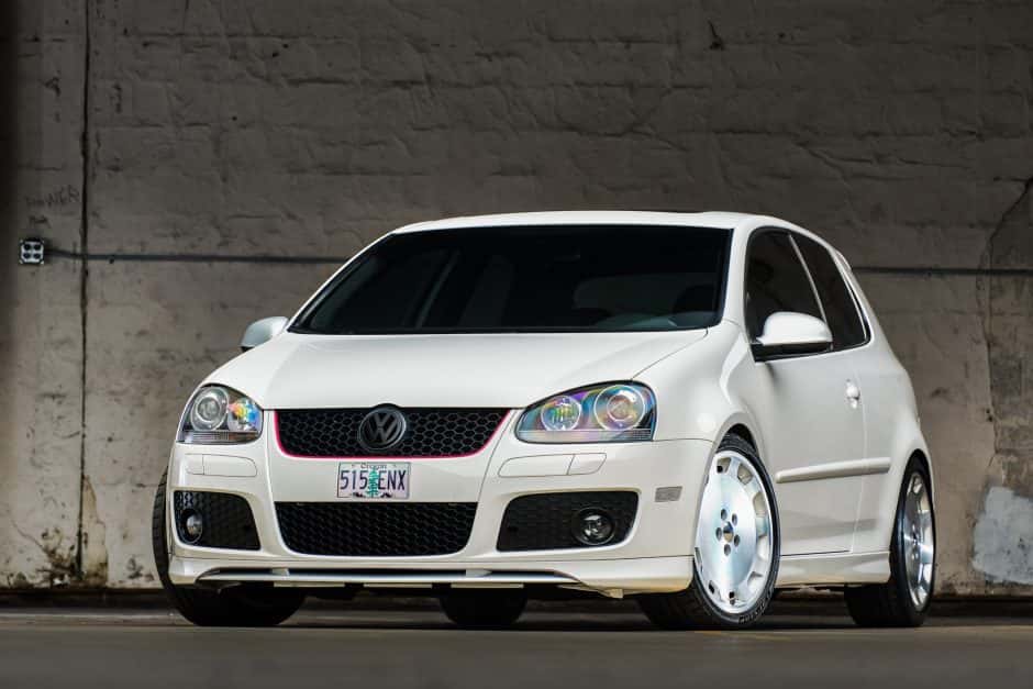 2007 Volkswagen GTI Mk5 sold for $13,000