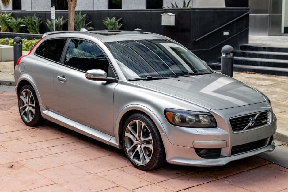 2009 Volvo C30 sold for $12,005