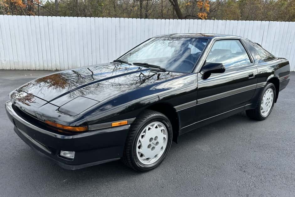 1986 Toyota Supra A70 (1986-1992) sold for $18,100