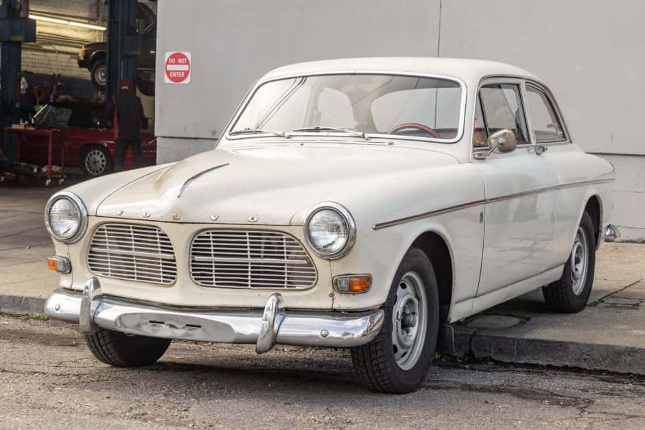1966 Volvo Amazon sold for $8,000