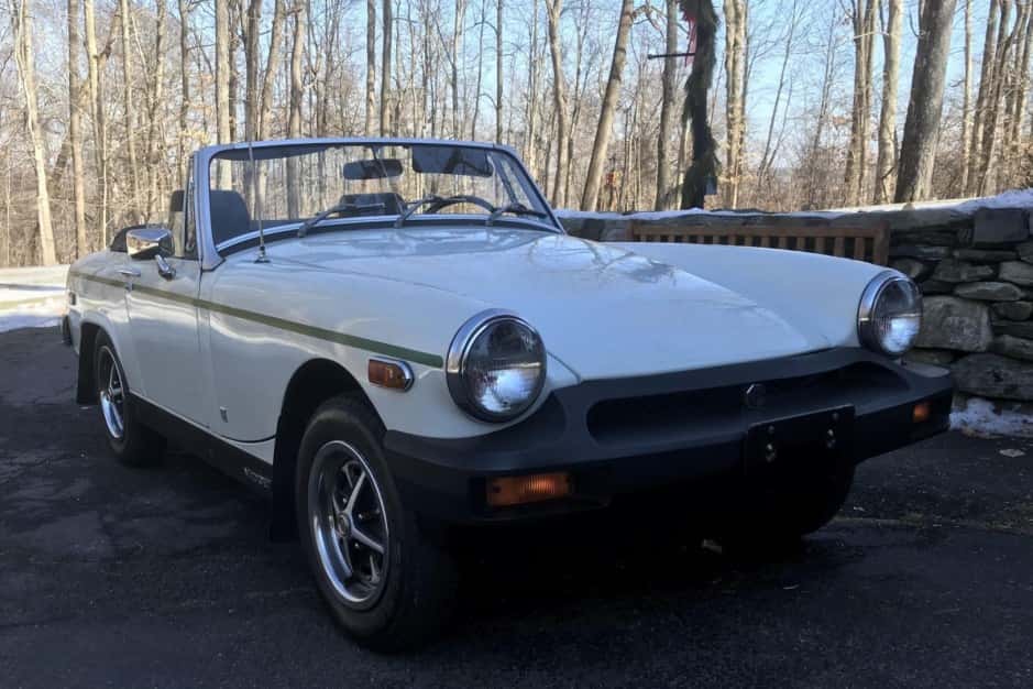 1976 MG Midget sold for $11,000