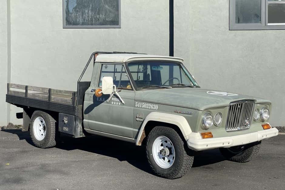 1967 Jeep Pickup sold for $9,000