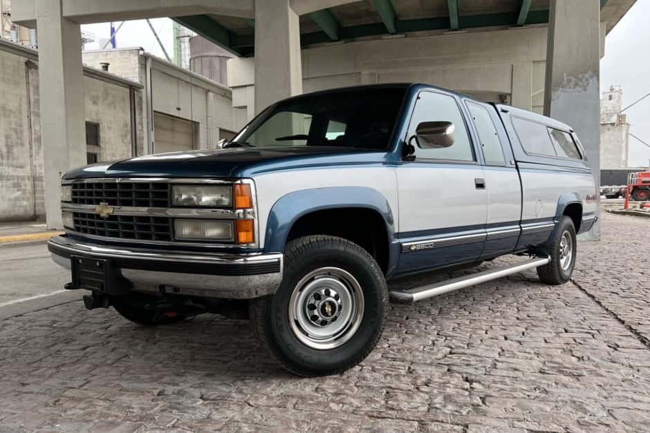 1991 Chevrolet C/K GMT400 (1988-2002) sold for $16,259