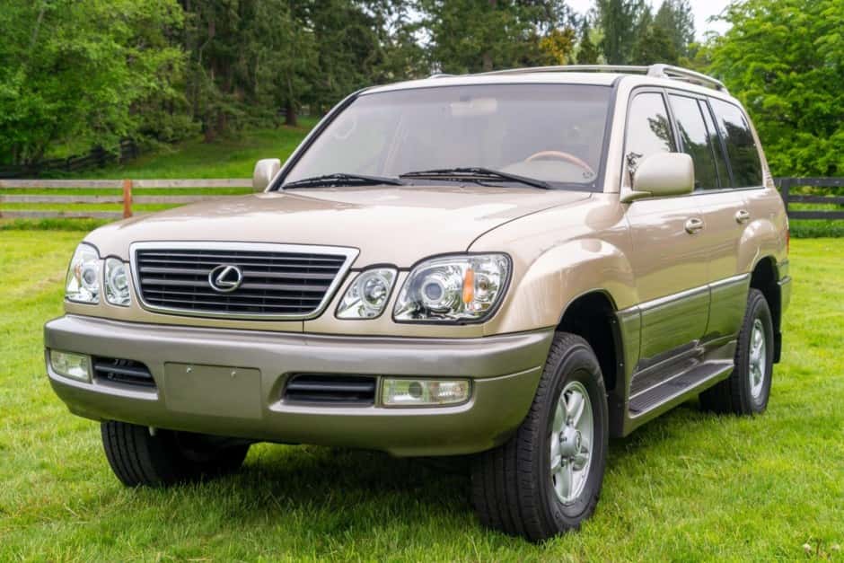 2000 Lexus LX470 sold for $20,500