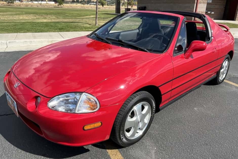 1994 Honda Civic Del Sol sold for $10,750