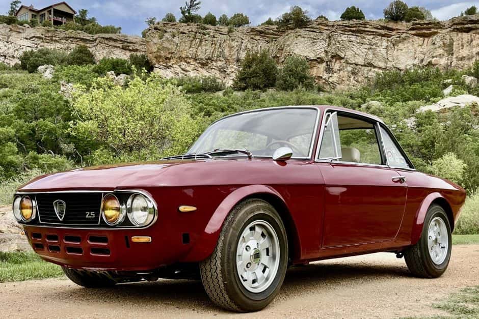 1975 Lancia Fulvia sold for $32,000