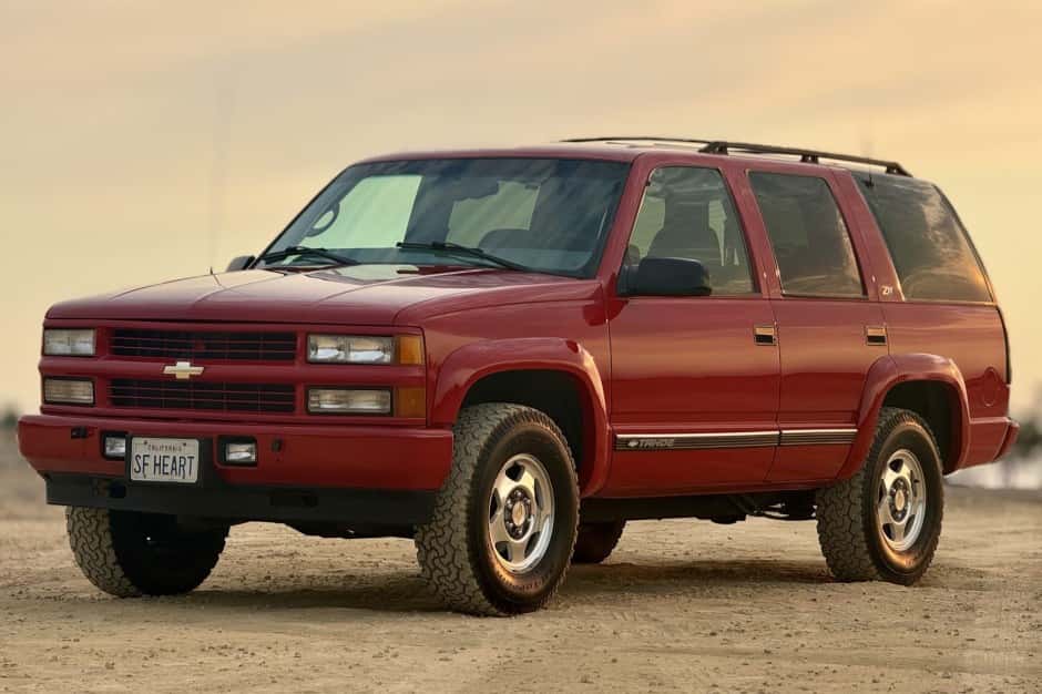 2000 Chevrolet Tahoe GMT400 sold for $7,600