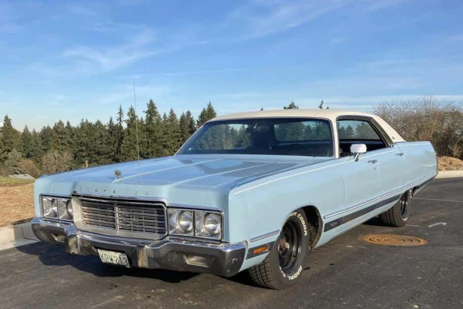 1973 Chrysler New Yorker sold for $5,000