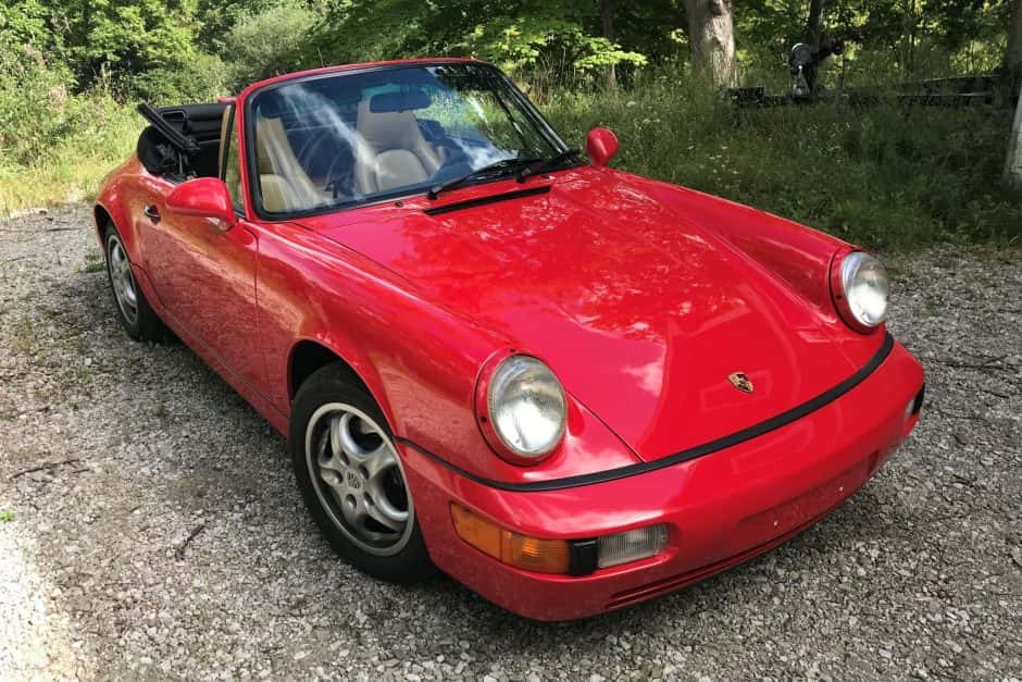 1992 Porsche 964 911 (Non-Turbo) sold for $33,000