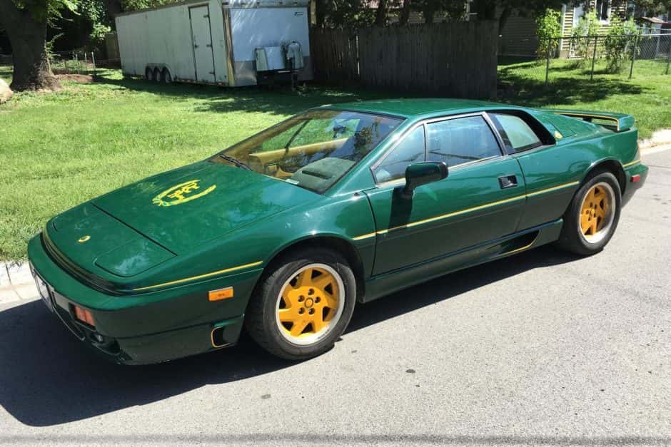1991 Lotus Esprit sold for $25,500