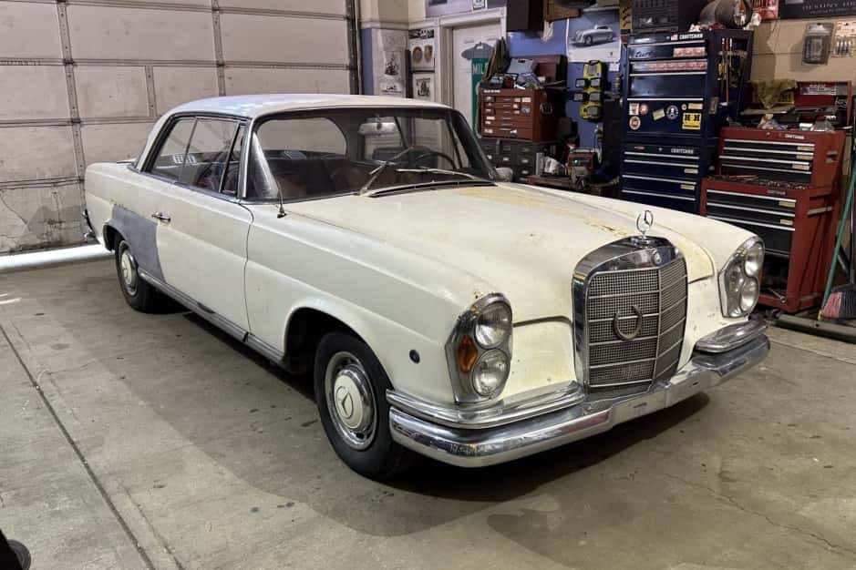 1965 Mercedes-Benz W111 Coupe & Cabriolet sold for $2,100