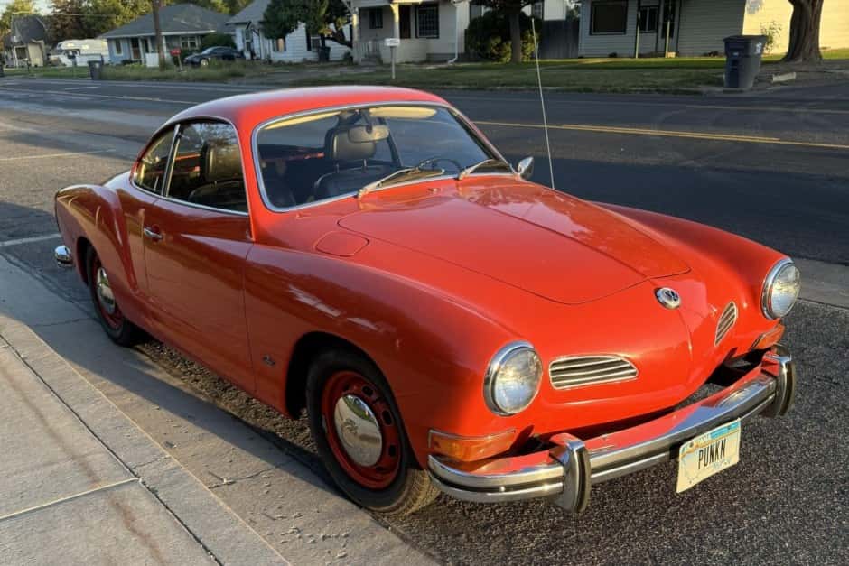 1972 Volkswagen Karmann Ghia sold for $5,500