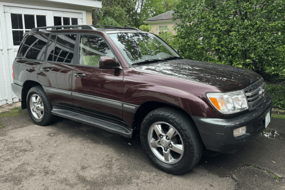 2006 Toyota Land Cruiser 100-Series sold for $22,000