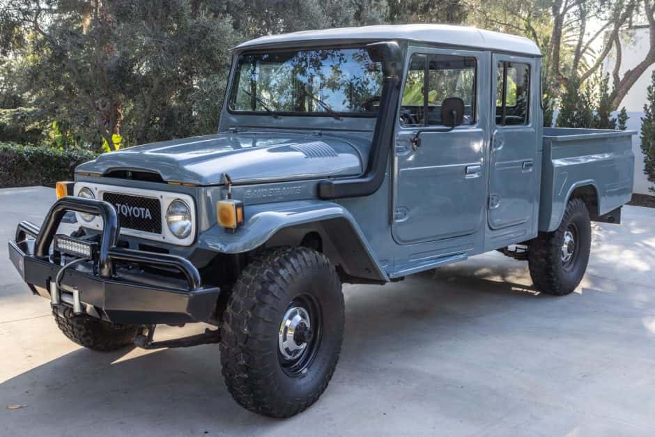 1991 Toyota Land Cruiser FJ45 sold for $37,000