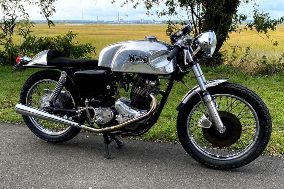 1973 Norton Commando sold for $11,000
