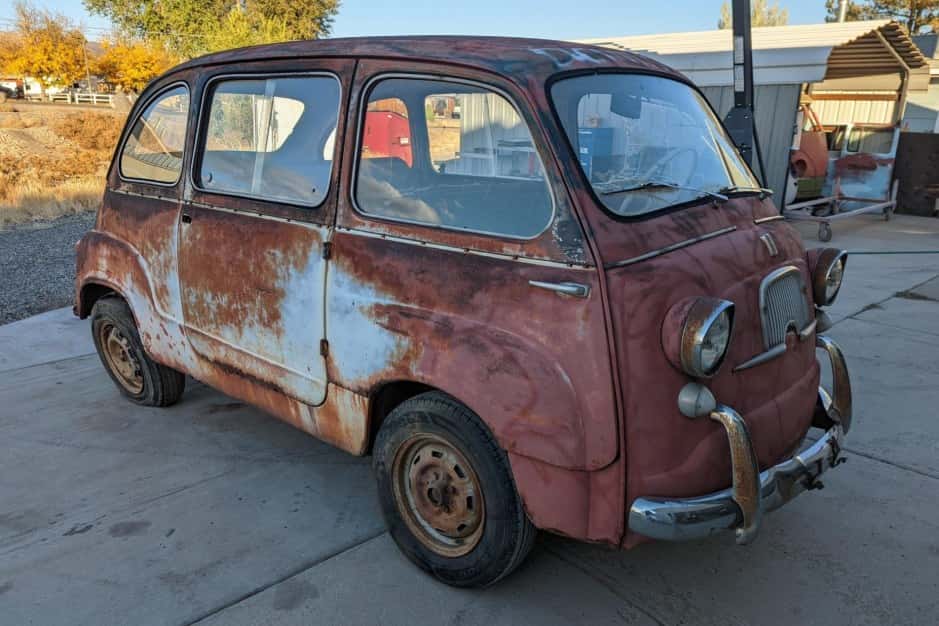 1955 Fiat 600 Multipla sold for $1,750